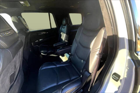 2016 Cadillac Escalade Platinum