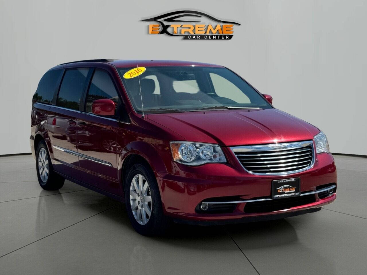 2016 Chrysler Town and Country for sale at Extreme Car Center in Detroit, MI