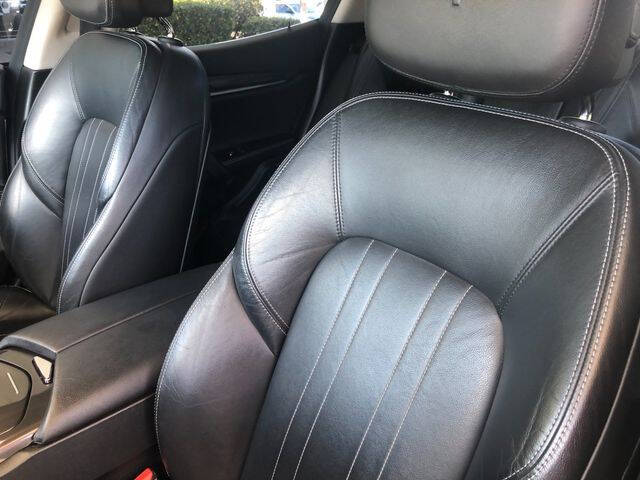 2017 Maserati Ghibli