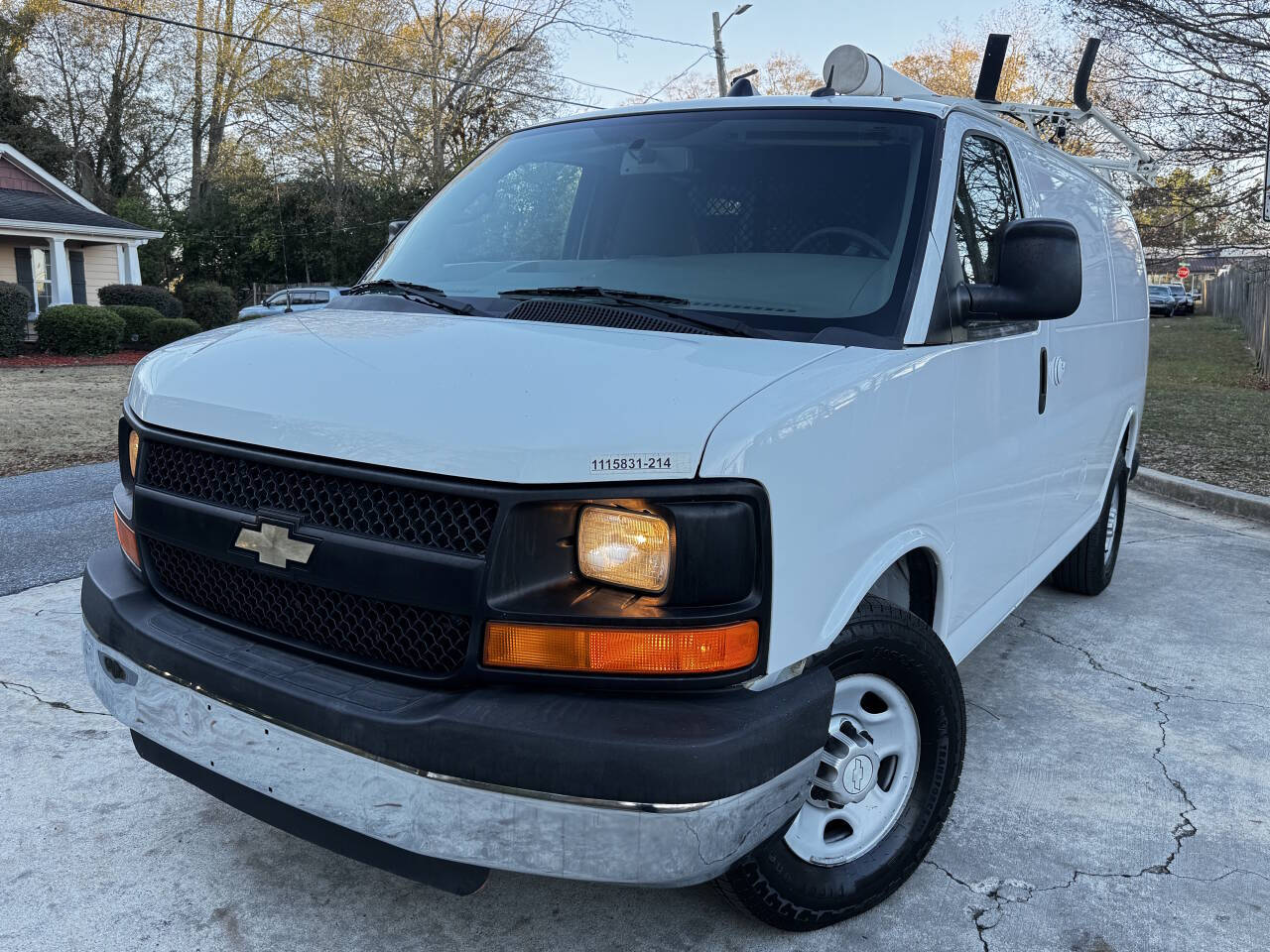 2014 Chevrolet Express 2500 3dr Cargo Van w/1WT's photo