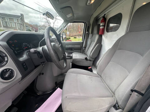 2016 Ford E-Series E-350 SD