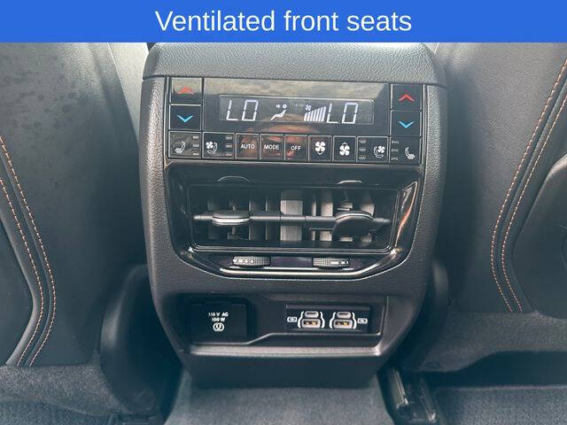 2022 Jeep Grand Cherokee Summit