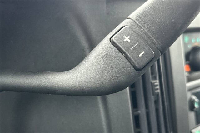 2023 GMC Savana 2500