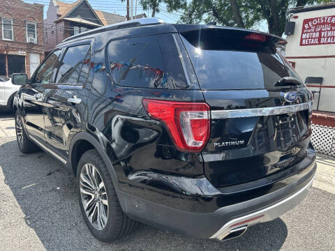 2017 Ford Explorer Platinum