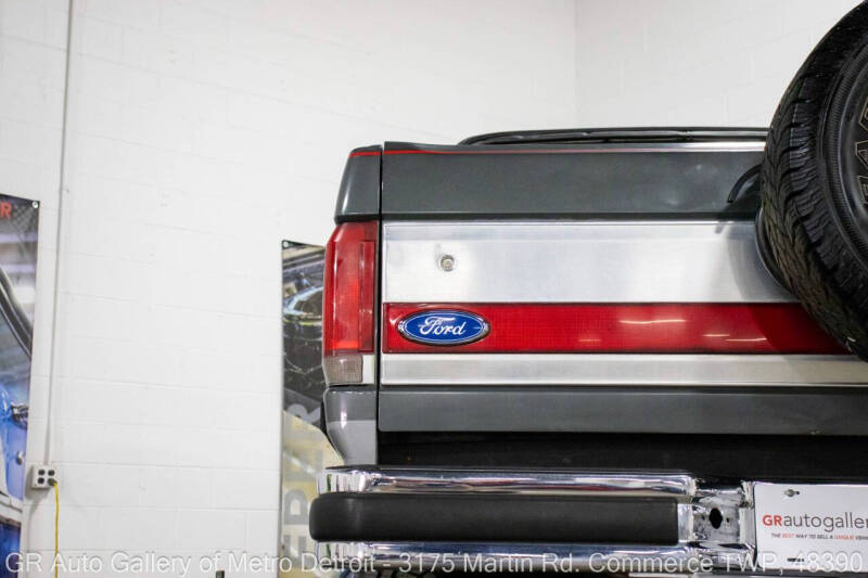 1990 Ford Bronco XLT