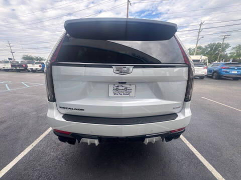 2024 Cadillac Escalade-V ESV