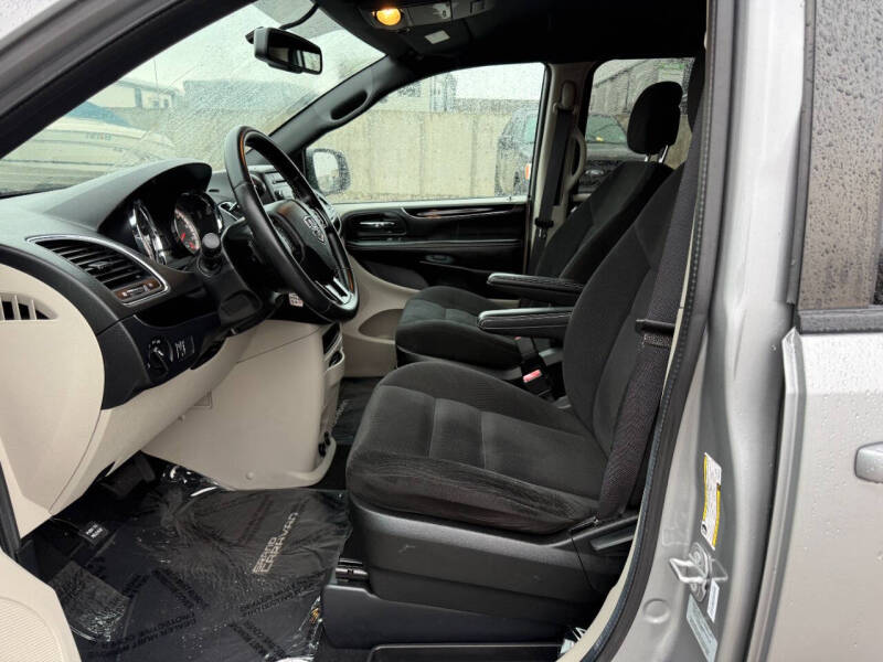 2016 Dodge Grand Caravan SE Plus