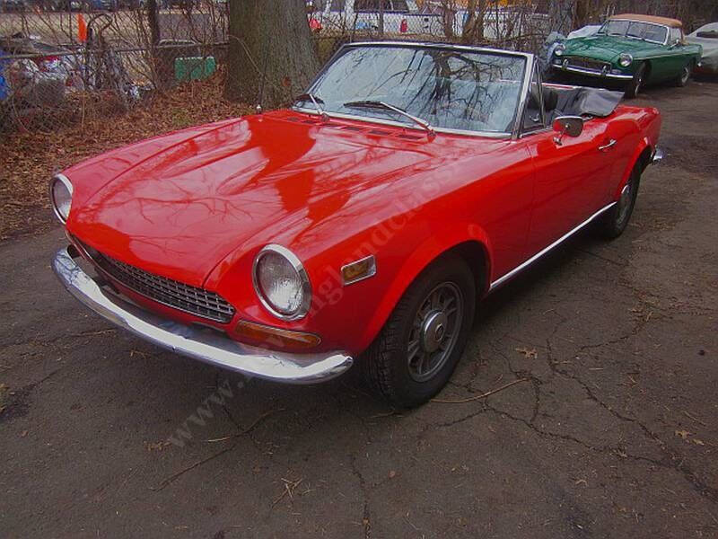1973 FIAT 124 Spider