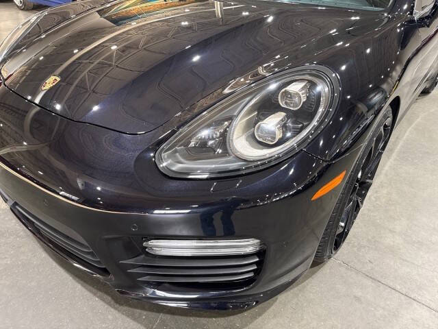2015 Porsche Panamera
