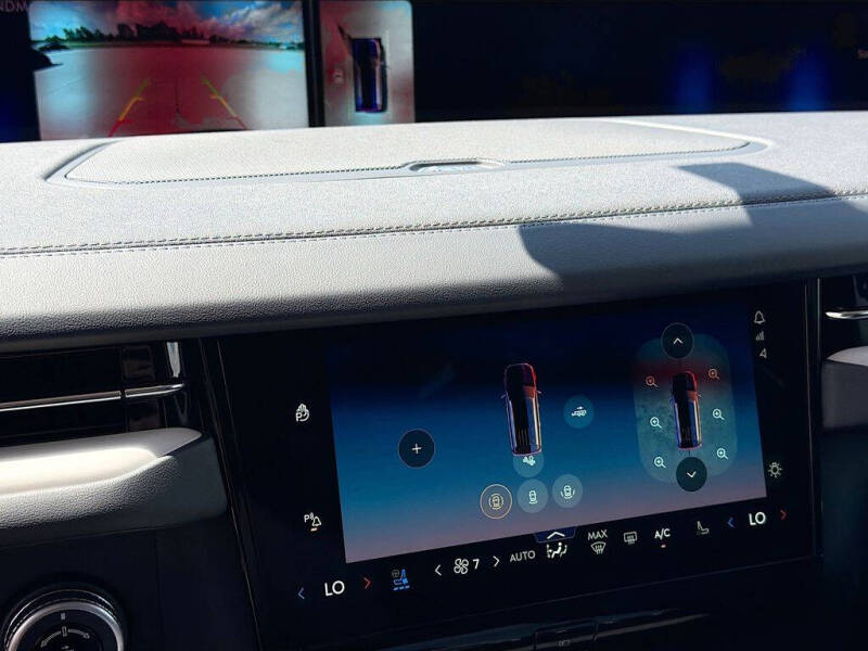 2026 Lincoln Navigator Premiere