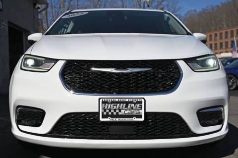 2023 Chrysler Pacifica Touring L