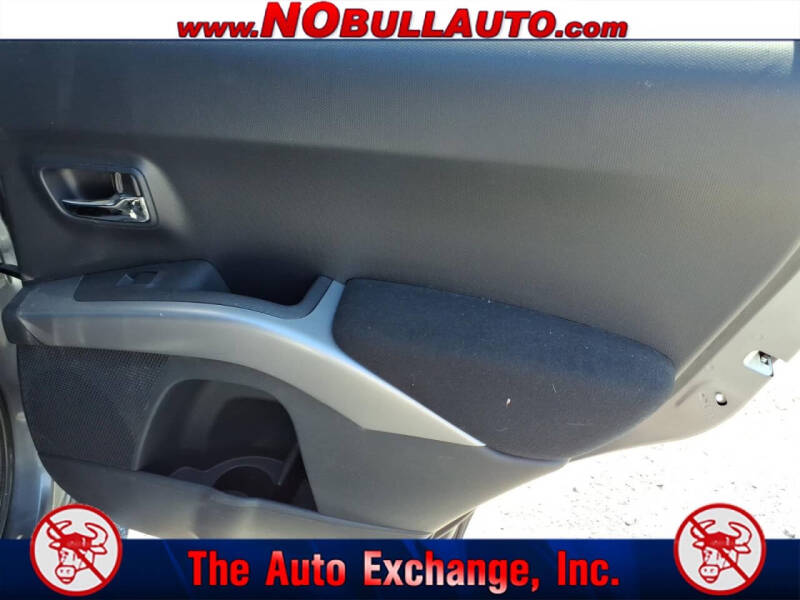 2012 Mitsubishi Outlander SE