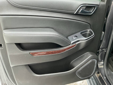 2017 GMC Yukon XL SLT