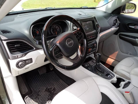 2020 Jeep Cherokee Latitude Plus