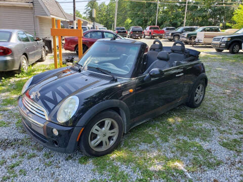 2005 MINI Cooper for sale at MEDINA WHOLESALE LLC in Wadsworth OH