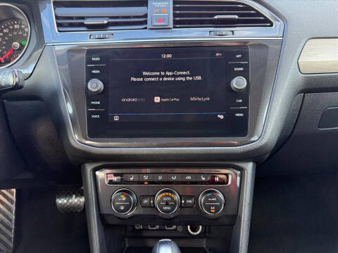 2018 Volkswagen Tiguan 2.0T SE