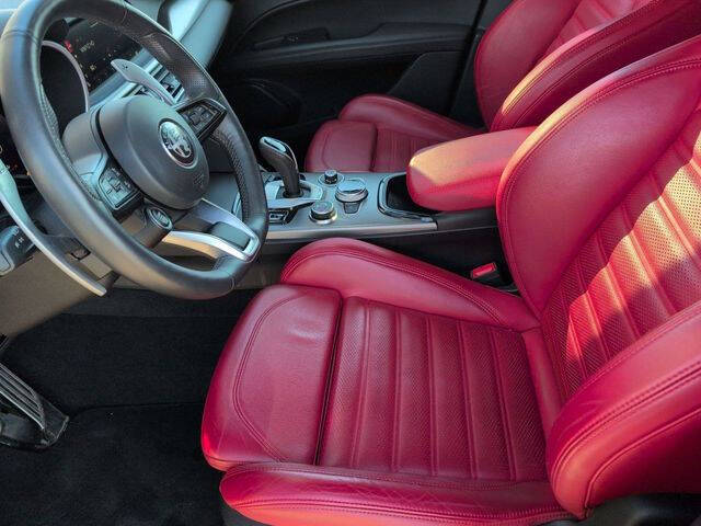 2024 Alfa Romeo Stelvio Veloce