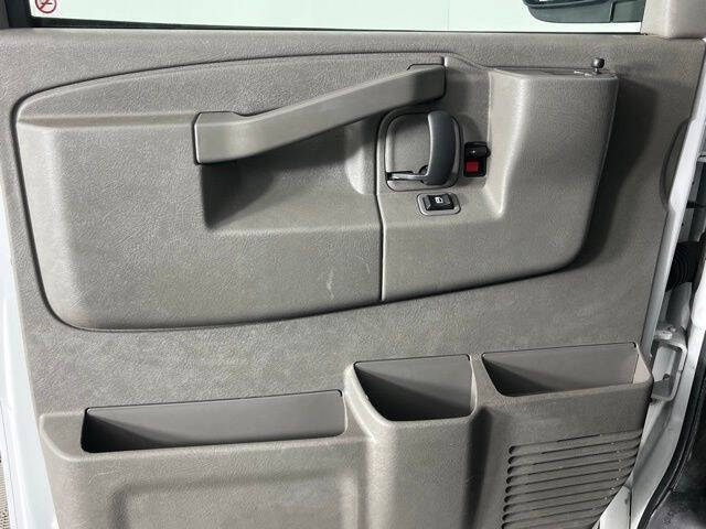 2024 GMC Savana 2500
