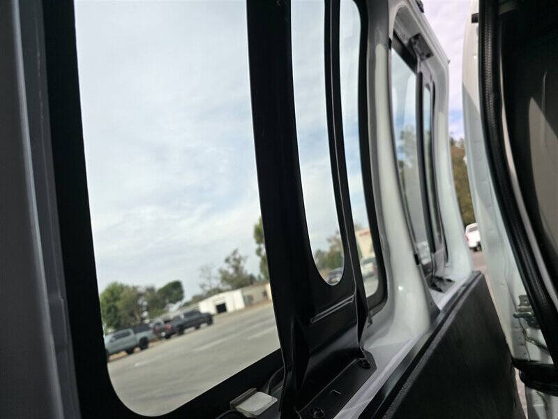 2021 Chevrolet Express 2500