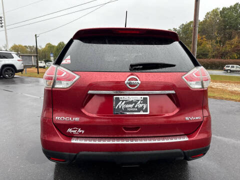 2016 Nissan Rogue SV
