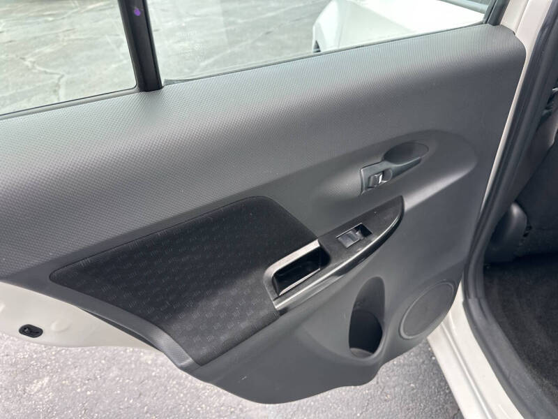 2010 Scion xD