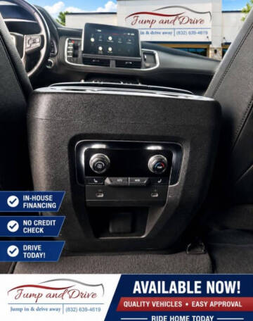 2022 GMC Yukon XL SLT