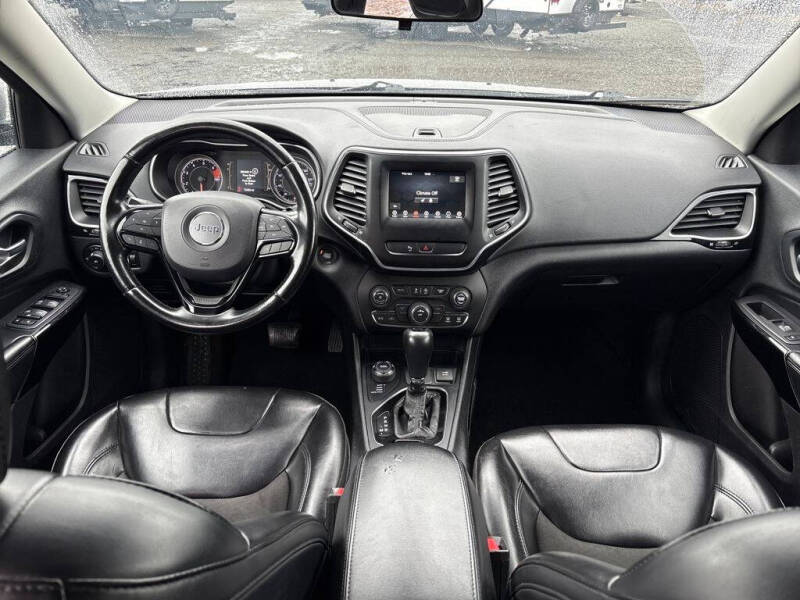 2020 Jeep Cherokee Altitude