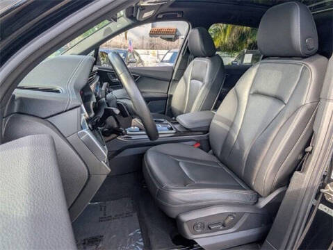 2025 Audi Q7 quattro Premium Plus 45 TFSI