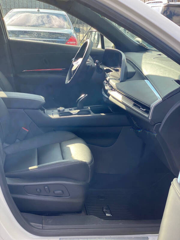 2024 Cadillac XT4 Luxury