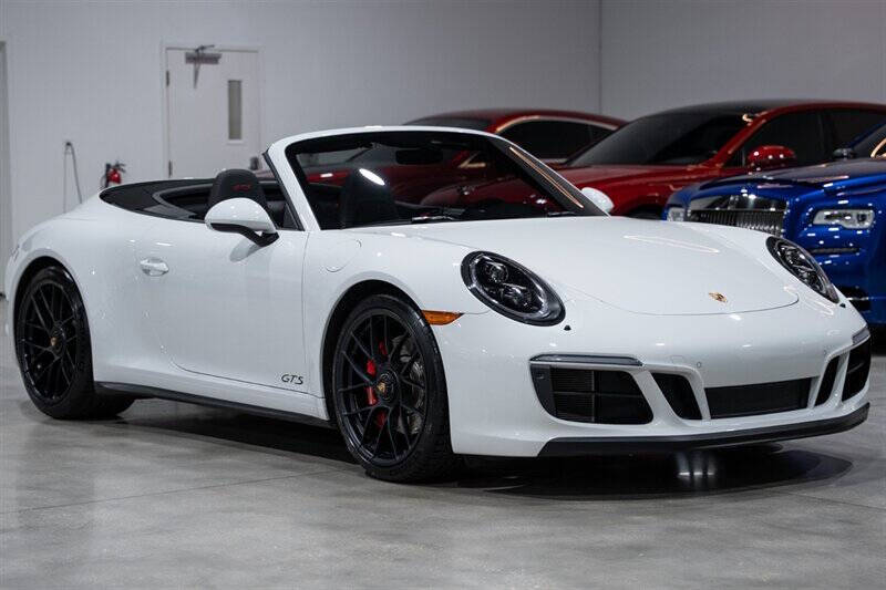 2018 Porsche 911 Carrera GTS