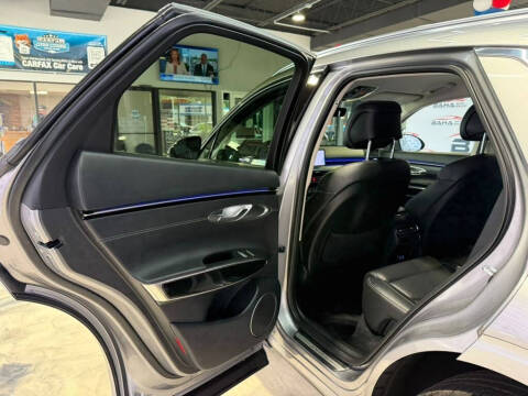 2026 Genesis GV70