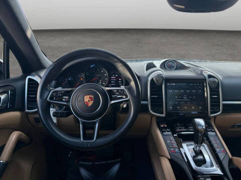 2016 Porsche Cayenne