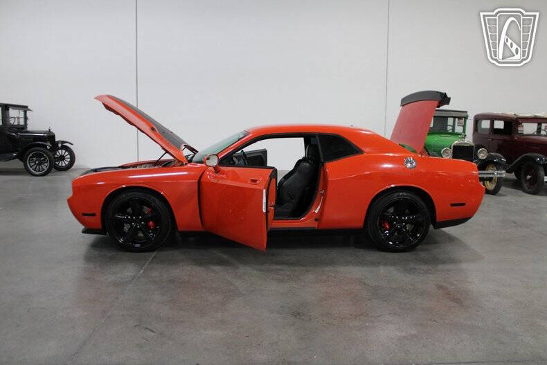 2009 Dodge Challenger SRT8