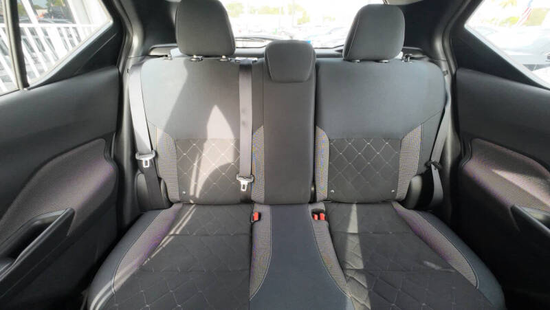 2019 Nissan Kicks SV