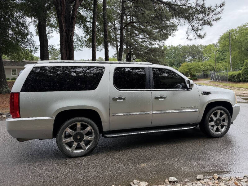 2011 Cadillac Escalade ESV Luxury