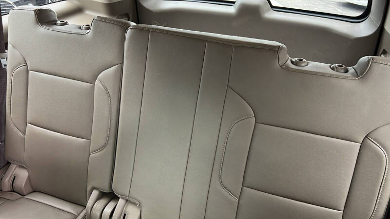 2017 Chevrolet Suburban LT