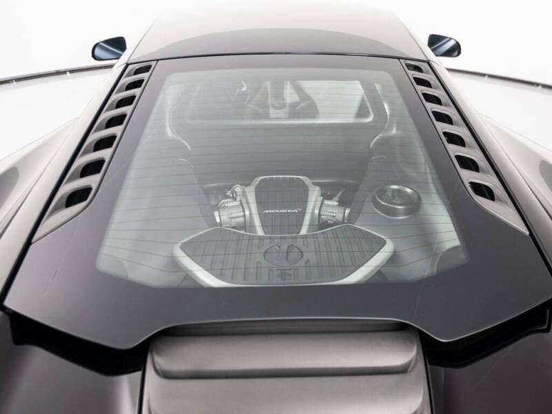 2012 McLaren MP4-12C