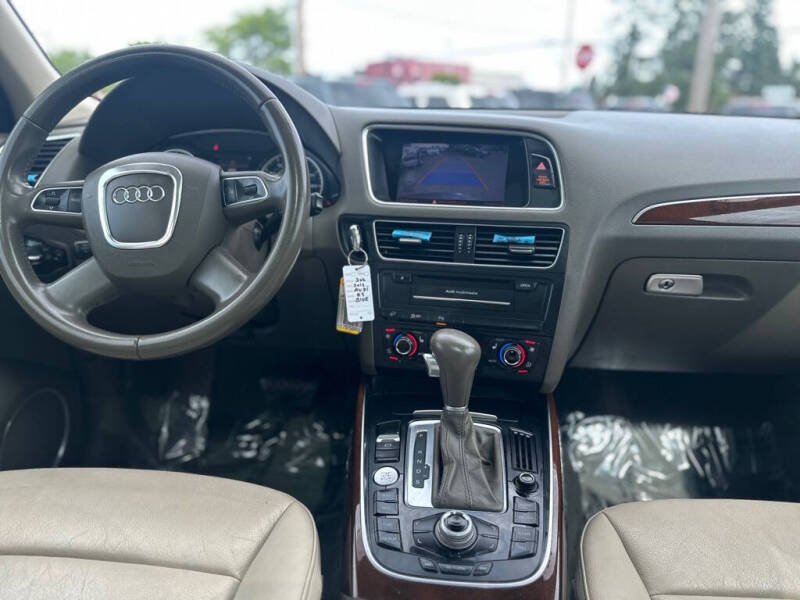 2012 Audi Q5 3.2 quattro Premium Plus