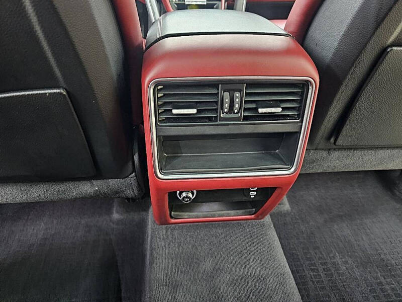 2020 Porsche Cayenne E-Hybrid