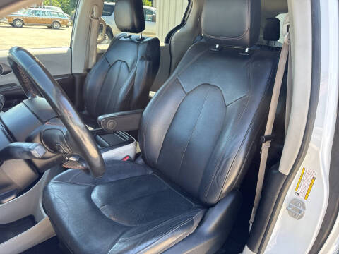 2020 Chrysler Pacifica Touring L