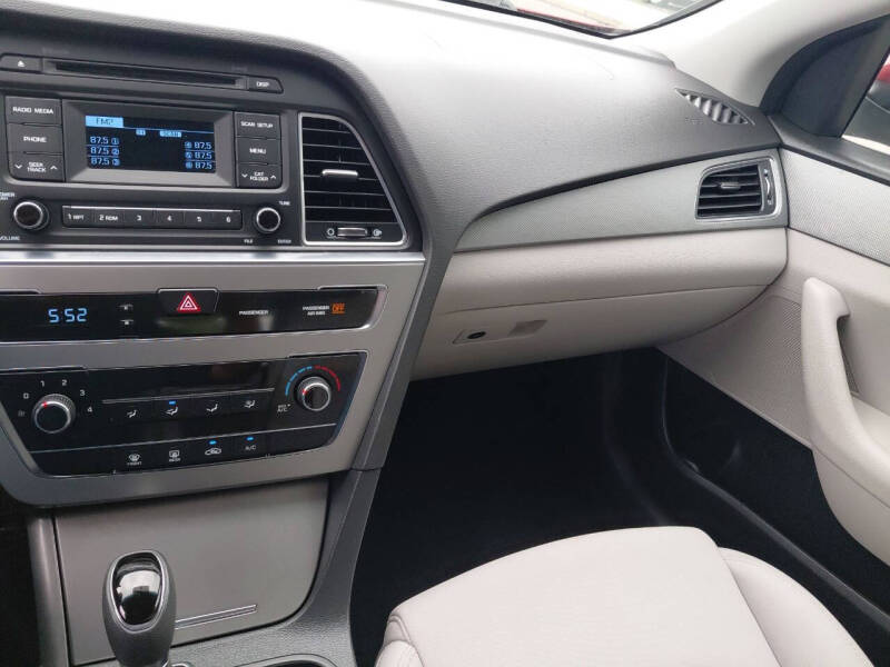 2015 Hyundai Sonata SE