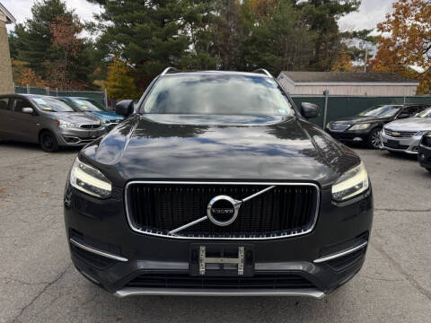 2016 Volvo XC90 T5 Momentum