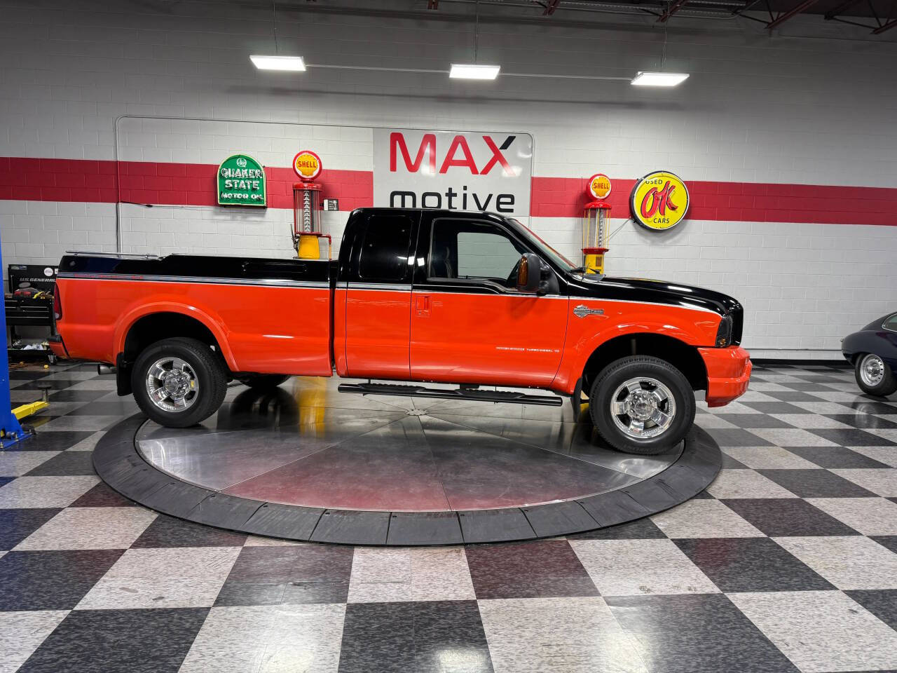 2004 Ford F-250 Super Duty 24