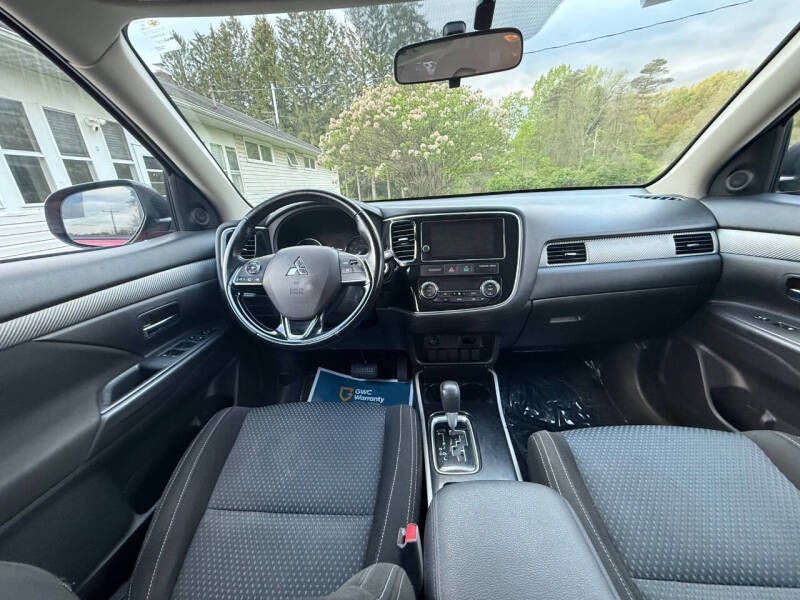 2017 Mitsubishi Outlander SE
