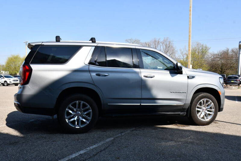2023 GMC Yukon SLT