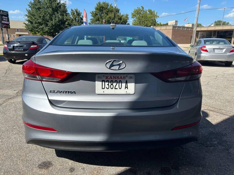 2017 Hyundai Elantra