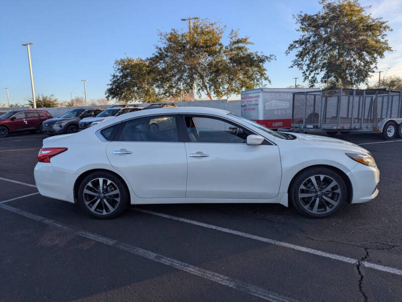 2016 Nissan Altima 2.5 SR
