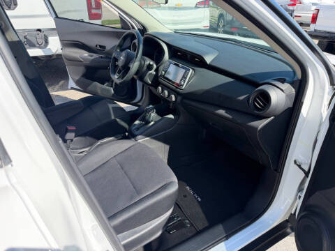 2023 Nissan Kicks S