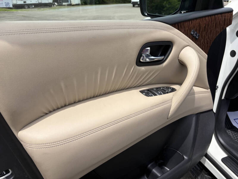 2017 Nissan Armada Platinum