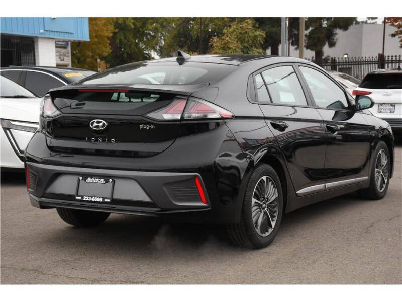 2022 Hyundai Ioniq Plug-in Hybrid SE